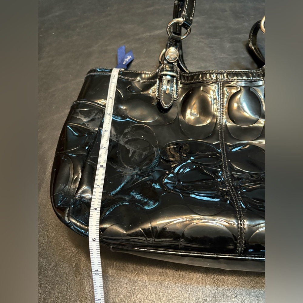 Coach Signature C Embossed Patent leather satchel shoulder bag. Black. - Picture 14 of 15